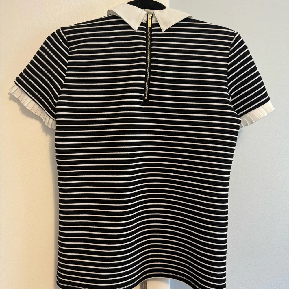 Karl Lagerfeld Monochrome Striped Top with White Collar. Size XS - Picture 7 of 7